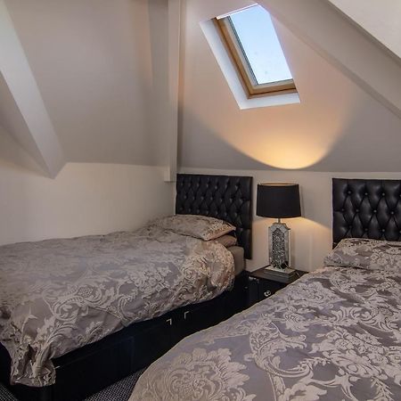 Stunning Church Conversion Close To The Tower Blackpool Dış mekan fotoğraf